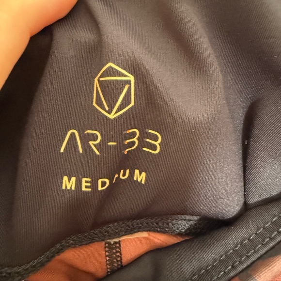 AR 33 Leopard Print Leggings - Picture 3 of 5